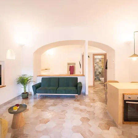 Сasa de vacaciones San Pietro House